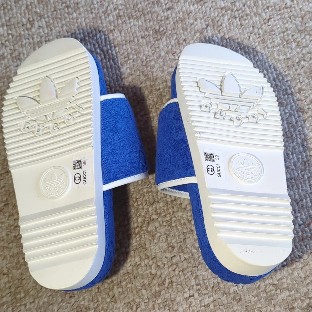 GUCCI x ADIDAS- New 2022 Magic Sponge Slides, Size US-9